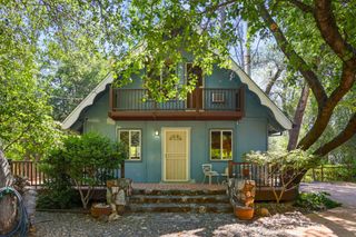 1941 Herbscenta Lane, Redding, CA 96003