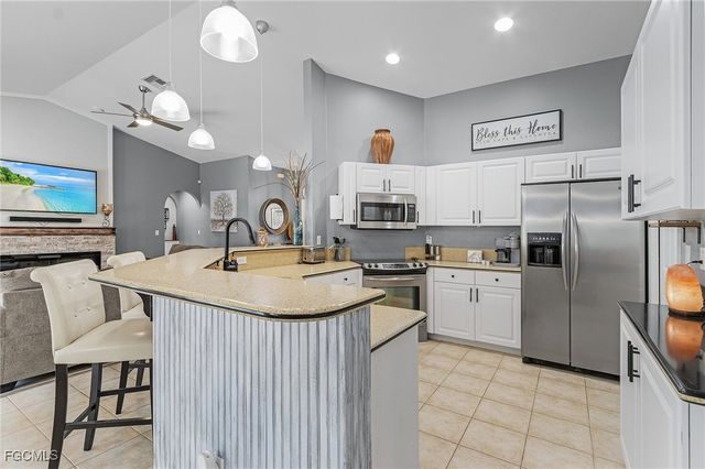 4002 Oasis BLVD, Cape Coral, FL 33914