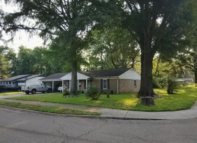 8160 LEIGHTON LN, Millington, TN 38053