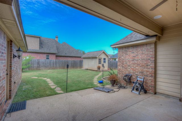 517 Tupelo Drive, Bossier City, LA 71111
