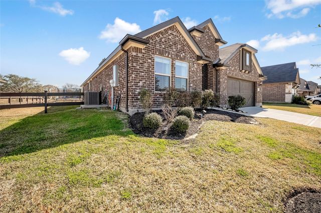 4213 Leslies Way, Dickinson, TX 77539