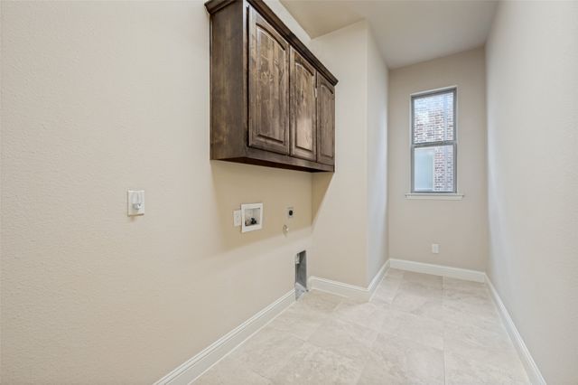 3413 Dunbar Court, The Colony, TX 75056