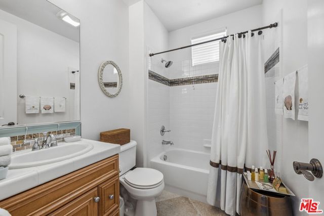 4061 Adriatic Street, Oxnard, CA 93035