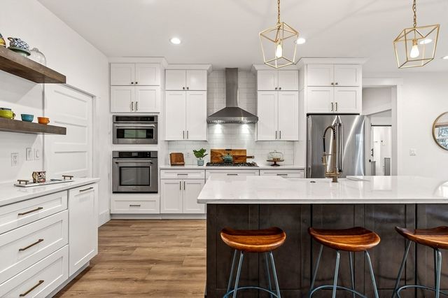 623 Longstreet Dr, Cookeville, TN 38506