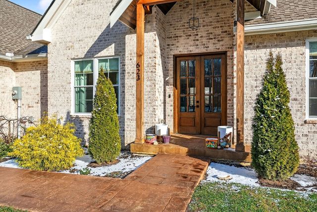 623 Longstreet Dr, Cookeville, TN 38506