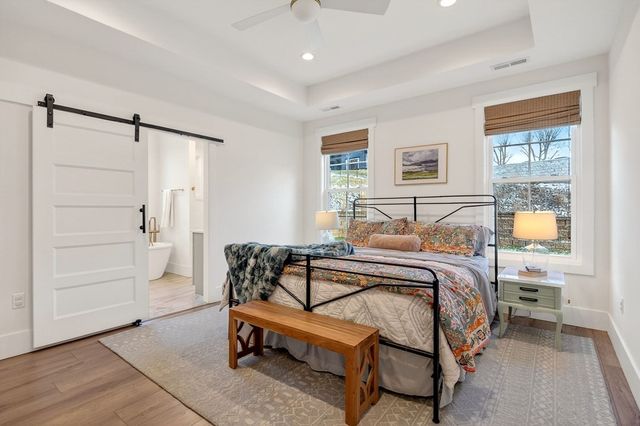 623 Longstreet Dr, Cookeville, TN 38506