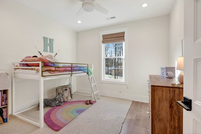 623 Longstreet Dr, Cookeville, TN 38506