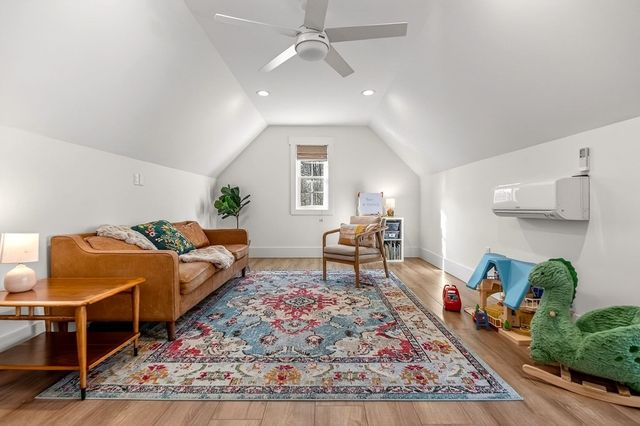 623 Longstreet Dr, Cookeville, TN 38506