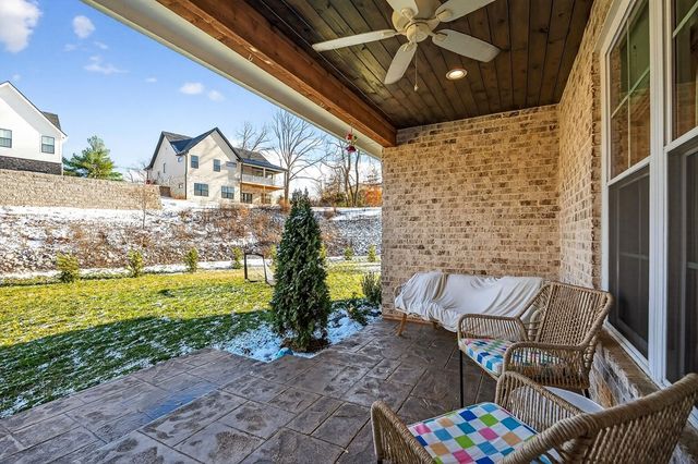 623 Longstreet Dr, Cookeville, TN 38506