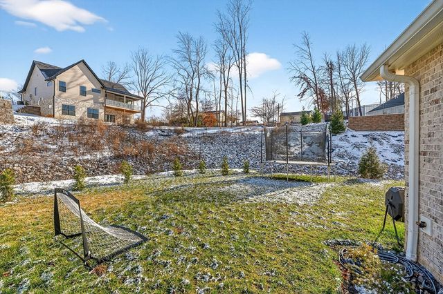 623 Longstreet Dr, Cookeville, TN 38506