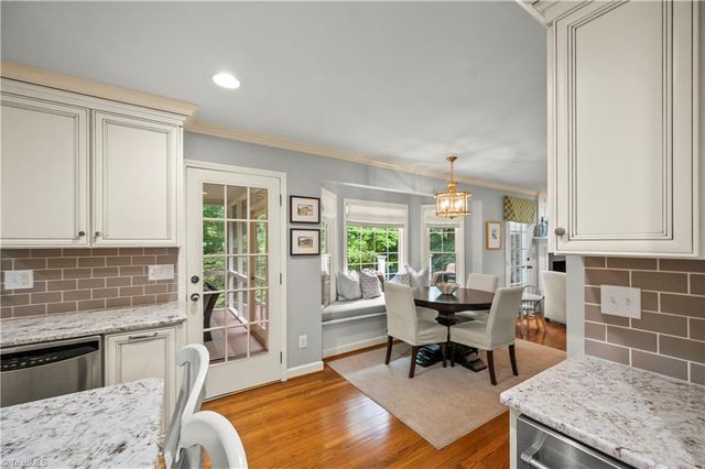 1000 Greenhurst Road, Winston-salem, NC 27104