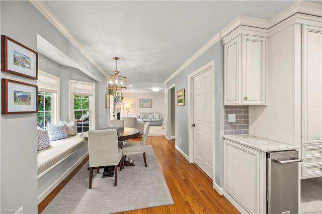 1000 Greenhurst Road, Winston-salem, NC 27104
