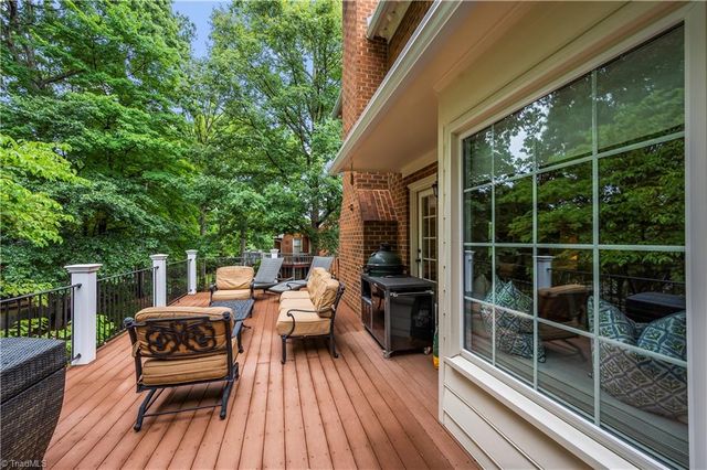 1000 Greenhurst Road, Winston-salem, NC 27104