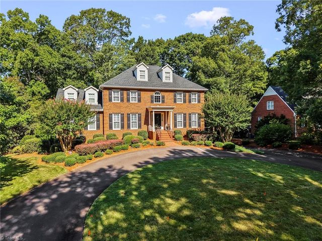 1000 Greenhurst Road, Winston-salem, NC 27104