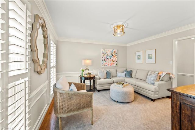1000 Greenhurst Road, Winston-salem, NC 27104