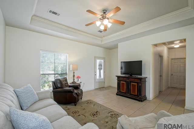 40326 Creekway Cove Ct, Gonzales, LA 70737