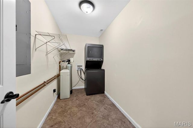 1007 Hawk Ridge Drive, Union, MO 63084