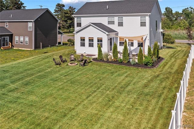 554 Pavement Road, Lancaster, NY 14086