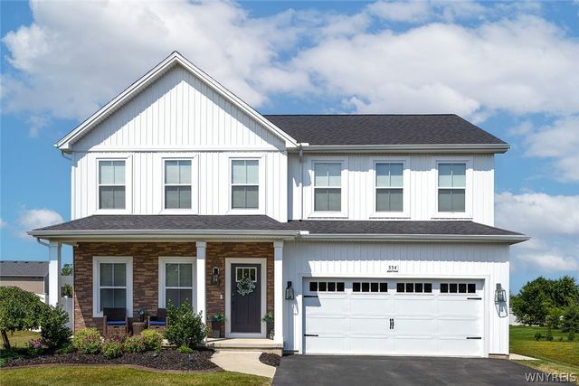 554 Pavement Road, Lancaster, NY 14086