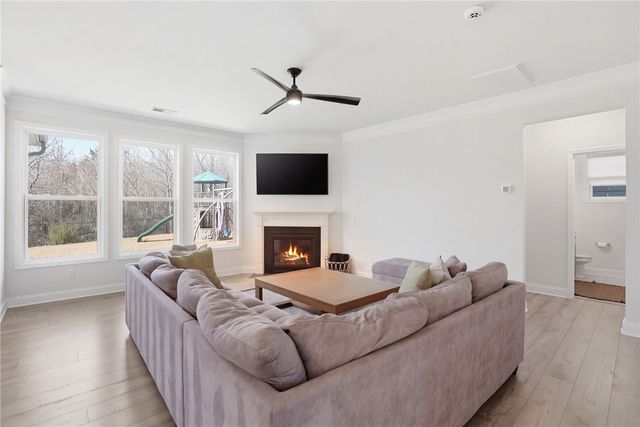 154 Pelham Glen Way, Greer, SC 29651