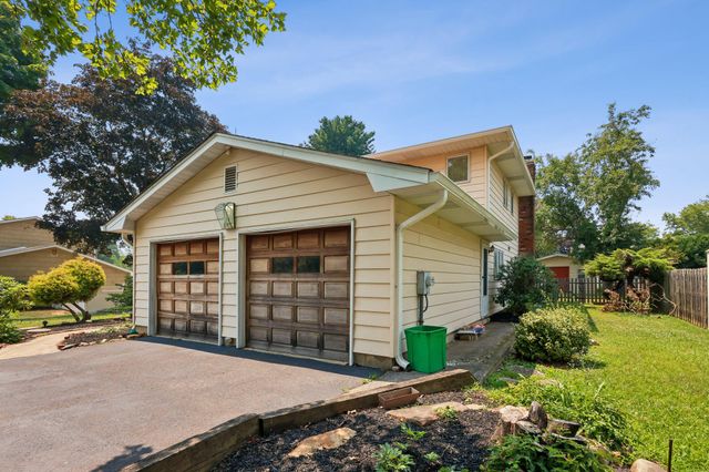 88 TUDOR DR, Hamilton, NJ 08690