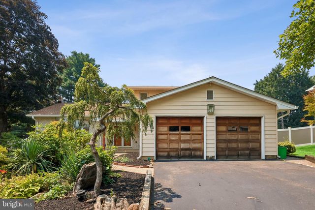 88 TUDOR DR, Hamilton, NJ 08690