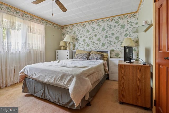 88 TUDOR DR, Hamilton, NJ 08690