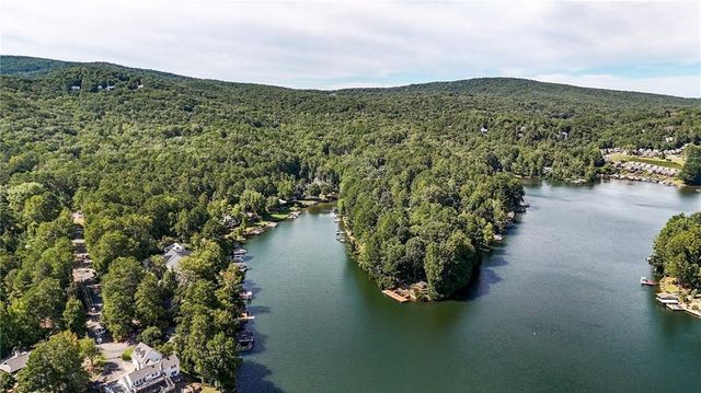 161 BROADWATER Court, Waleska, GA 30183