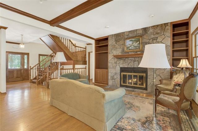 161 BROADWATER Court, Waleska, GA 30183