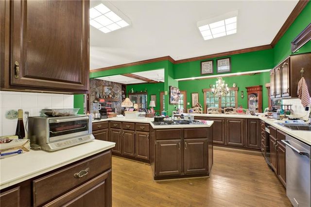 161 BROADWATER Court, Waleska, GA 30183