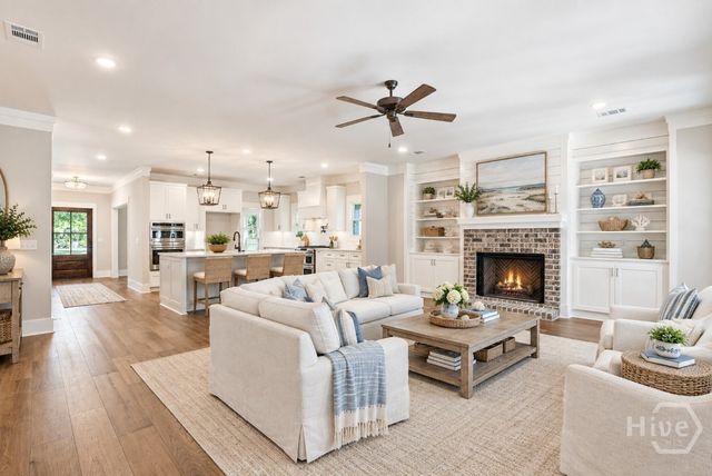 373 Ridgewood Park Drive S, Richmond Hill, GA 31324