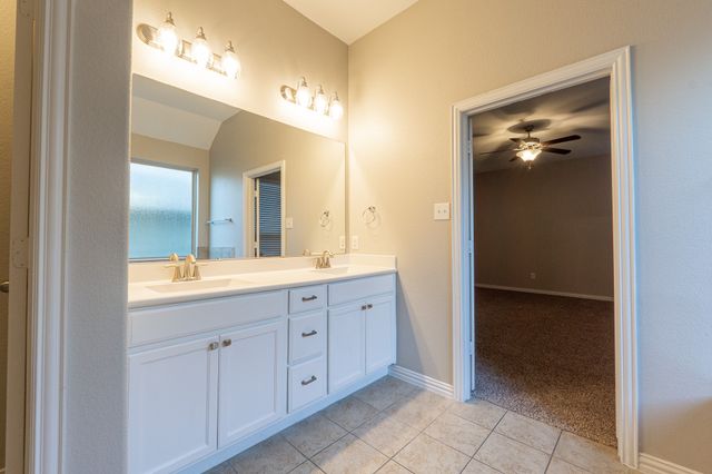 1337 Zanna Grace Way, Fort Worth, TX 76052