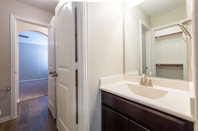 1337 Zanna Grace Way, Fort Worth, TX 76052