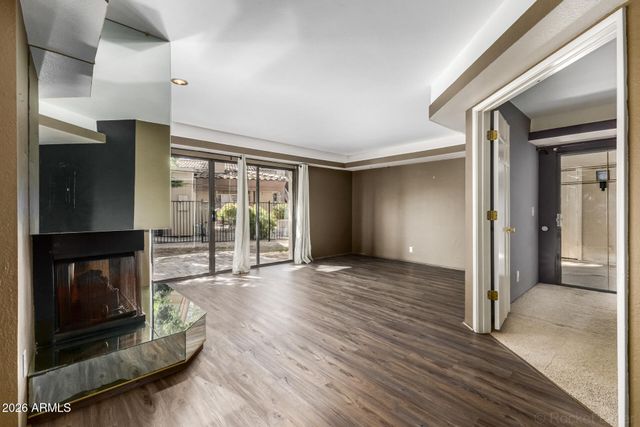 5035 N 10TH Place 107, Phoenix, AZ 85014