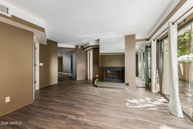 5035 N 10TH Place 107, Phoenix, AZ 85014