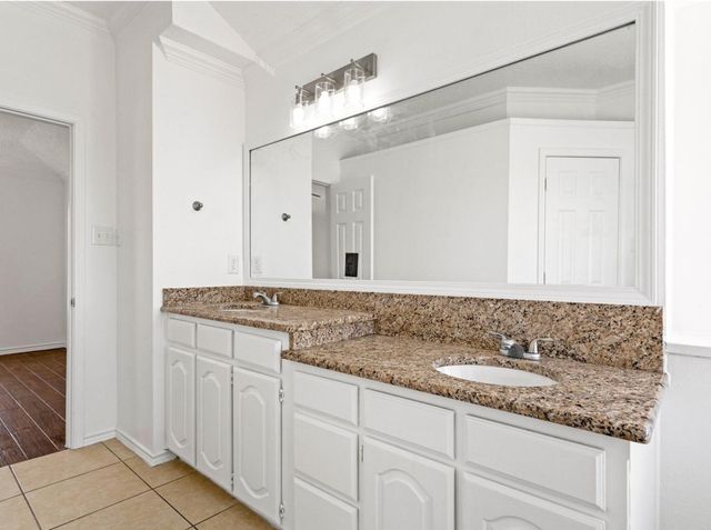 2922 Tree Line Road, Garland, TX 75040
