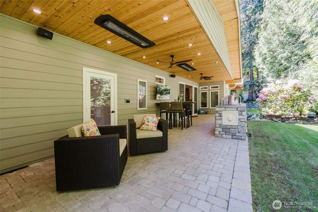 10362 Capistrano Place NE, Poulsbo, WA 98370