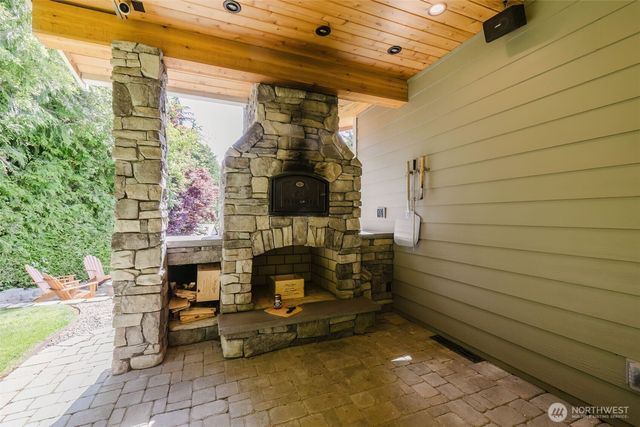 10362 Capistrano Place NE, Poulsbo, WA 98370