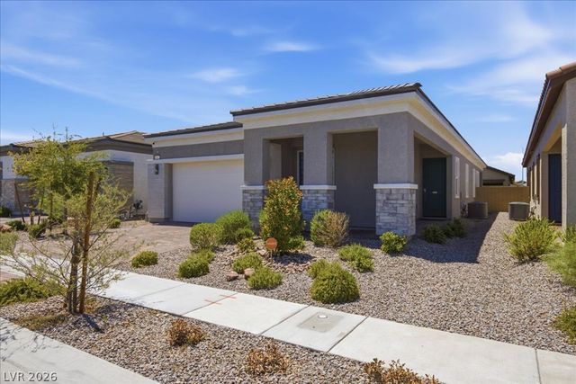 847 Eaton Falls Street, Henderson, NV 89011