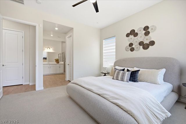 847 Eaton Falls Street, Henderson, NV 89011