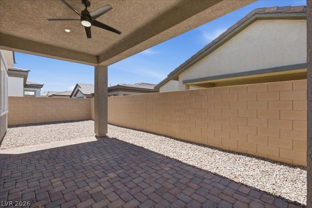847 Eaton Falls Street, Henderson, NV 89011