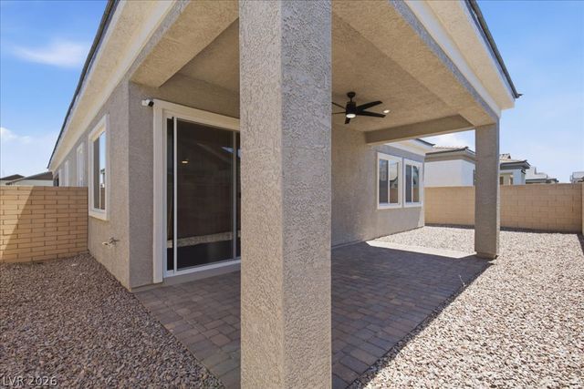 847 Eaton Falls Street, Henderson, NV 89011