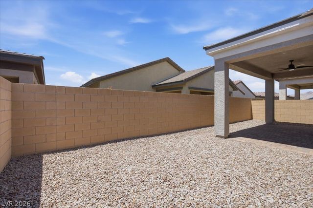 847 Eaton Falls Street, Henderson, NV 89011