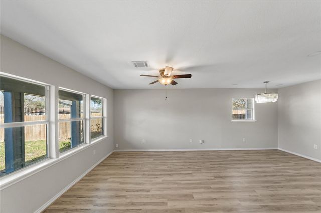 7019 Sur Court, Houston, TX 77033