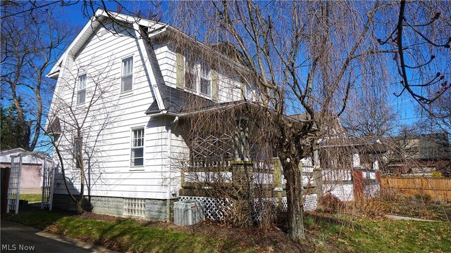 1652 14th Street, Cuyahoga Falls, OH 44223