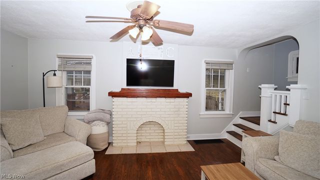 1652 14th Street, Cuyahoga Falls, OH 44223