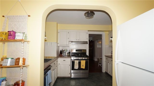 1652 14th Street, Cuyahoga Falls, OH 44223