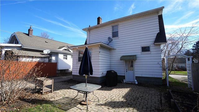 1652 14th Street, Cuyahoga Falls, OH 44223