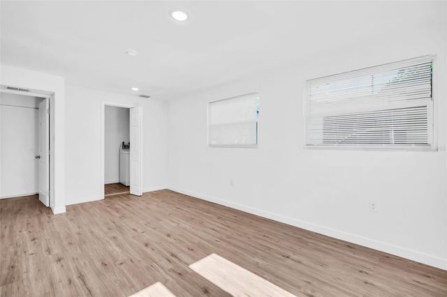 6055 7TH AVENUE S, St Petersburg, FL 33707