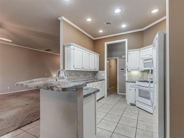 2805 NW 166th Street, Edmond, OK 73012